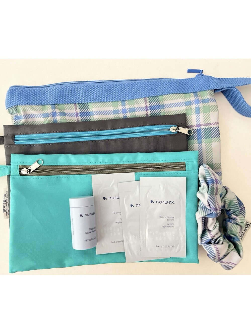 3 Pack NORWEX Lot Wristlet Travel Pouch Wet Wipes Bag Face Cleanser Sampler